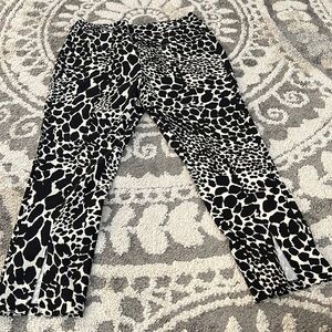 Who What Wear pants, abstract animal print, size L NWT!